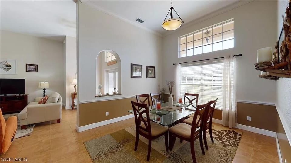 New listing - Villa CShells 3beds/2 baths heated pool home with perfect south-western exposure Villa in Cape Coral