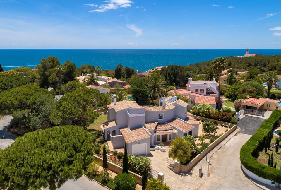 Neighbourhood, Bird's eye view, Sea view