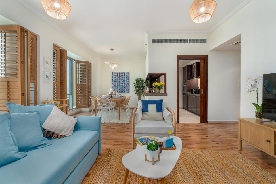 Boutique Apartment Sea Views - Dubai Marina Apartment in Dubai