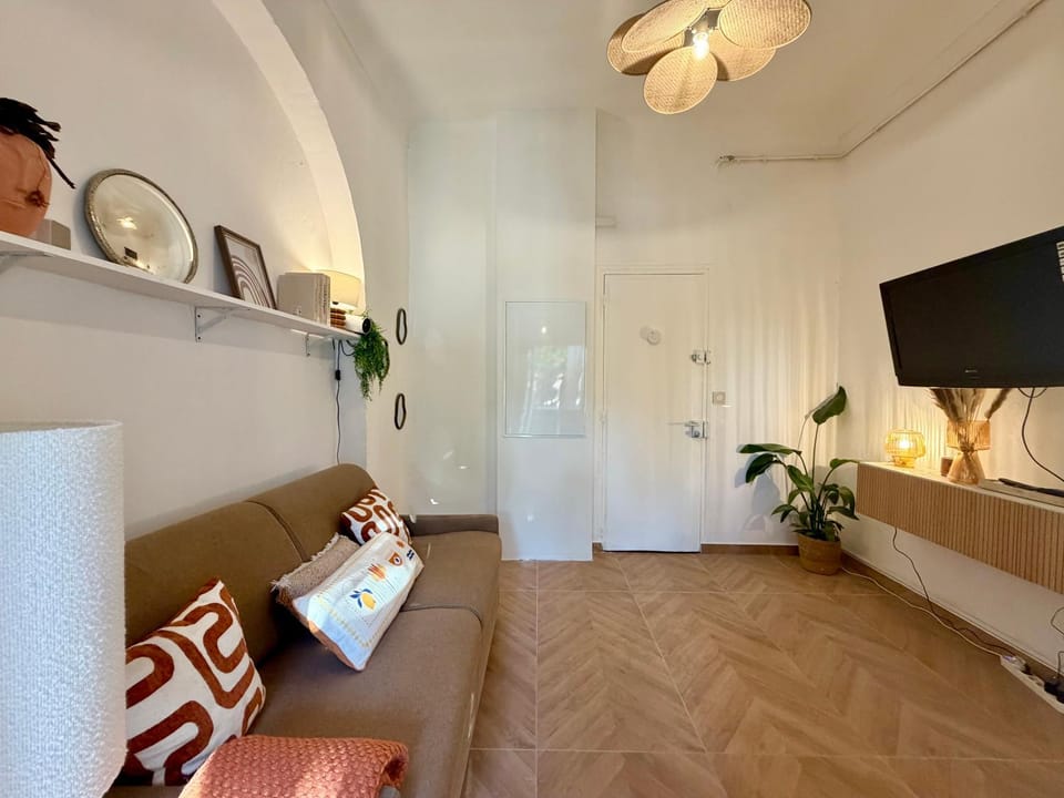 Studio moderne avec jardin à 500 m de la mer Apartment in Fréjus