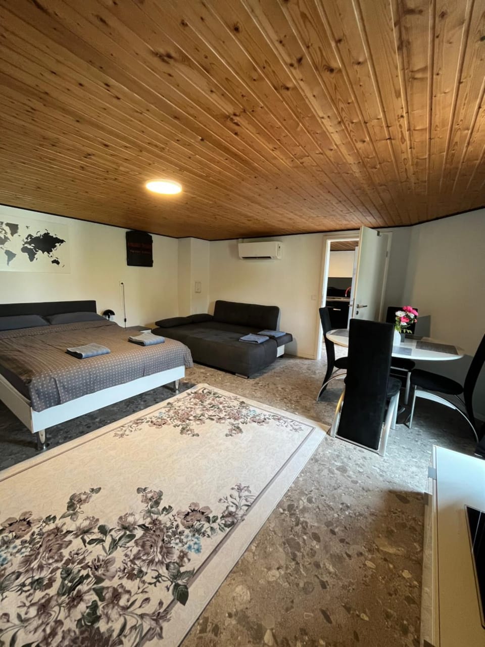 Living room, Bedroom