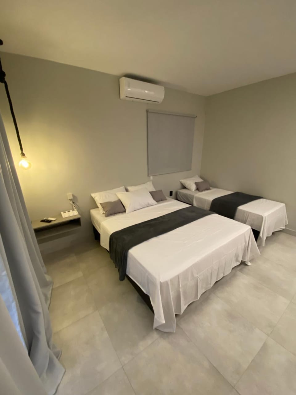 Bed, Photo of the whole room, Bedroom, air conditioner