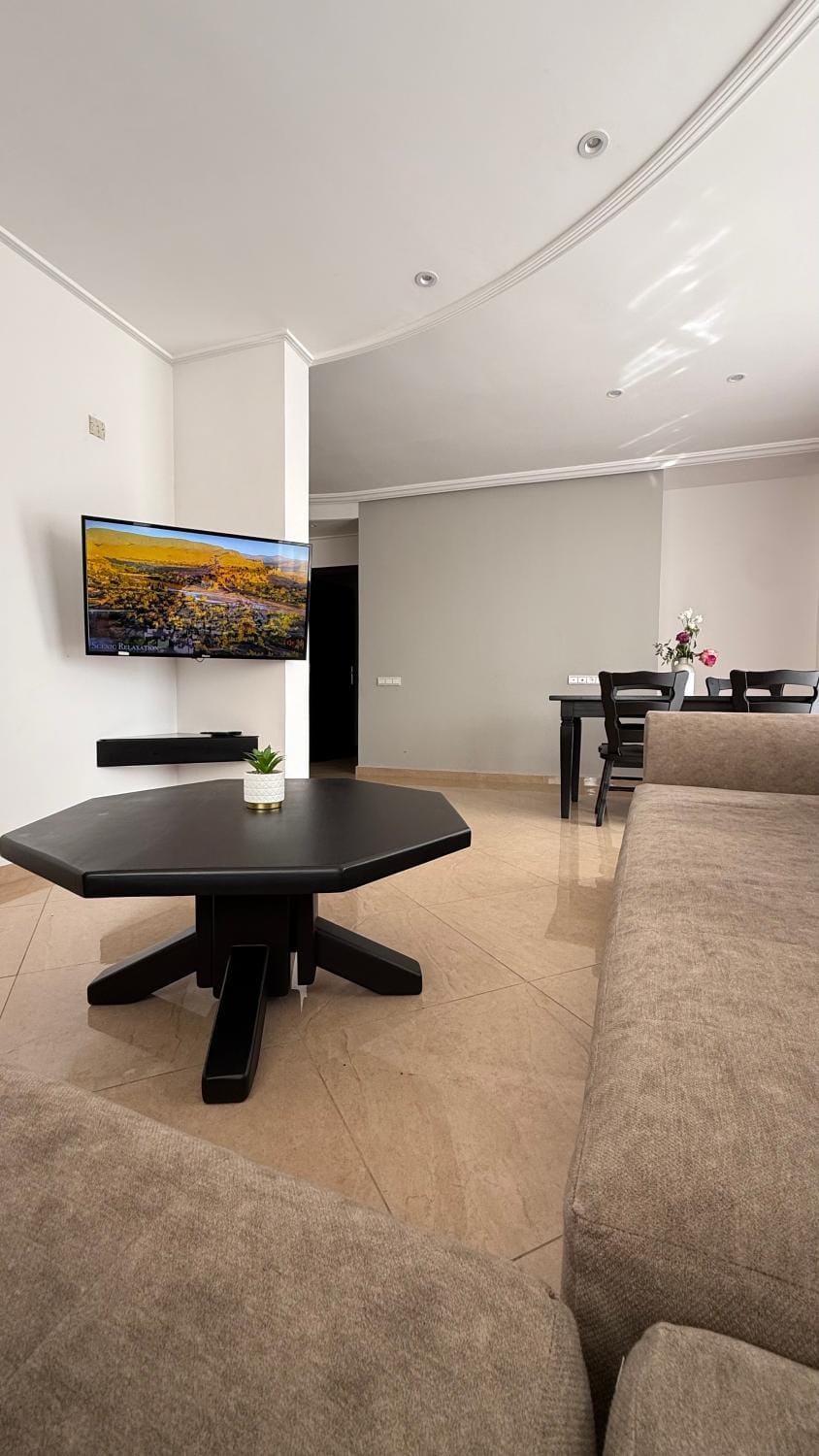 Communal lounge/ TV room, TV and multimedia, Living room, Seating area
