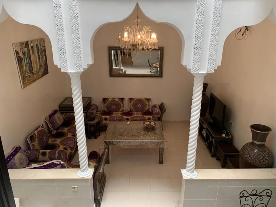 Communal lounge/ TV room