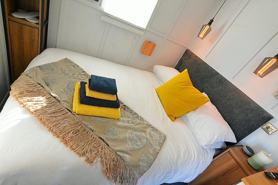 Beautiful shepherd’s hut Apartment in Forest Heath District