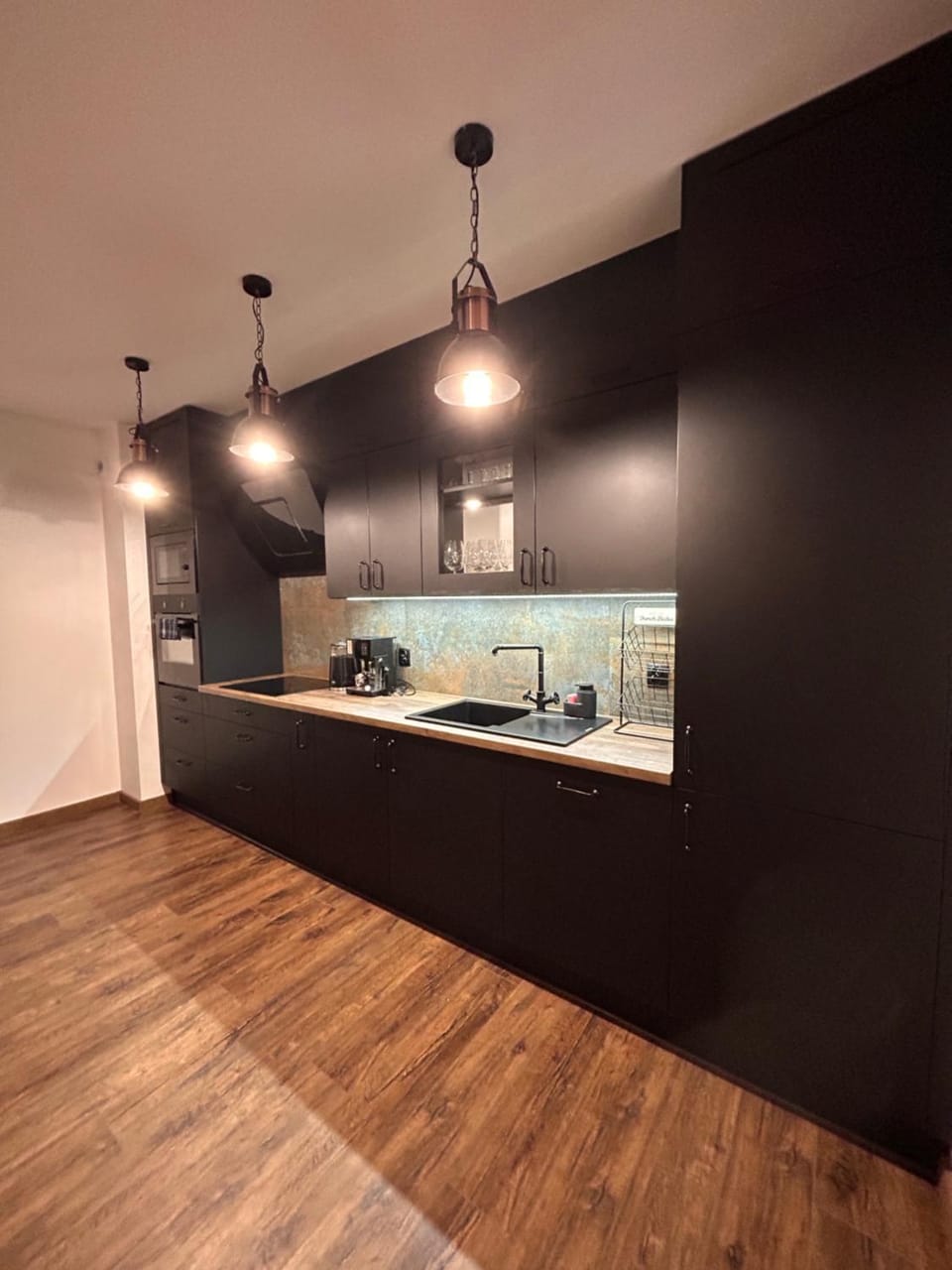 BoleslaviaApartments - Apartament Arte 2 - parking free, EV, air condition Apartment in Lower Silesian Voivodeship