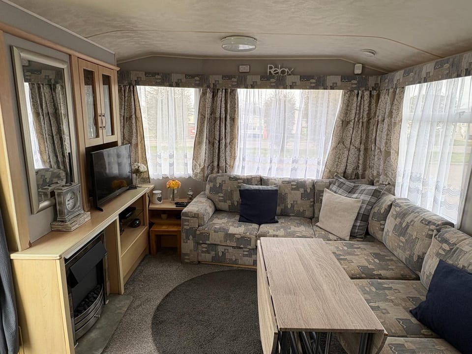 Holiday Caravan Campground/ 
RV Resort in Clacton-on-Sea