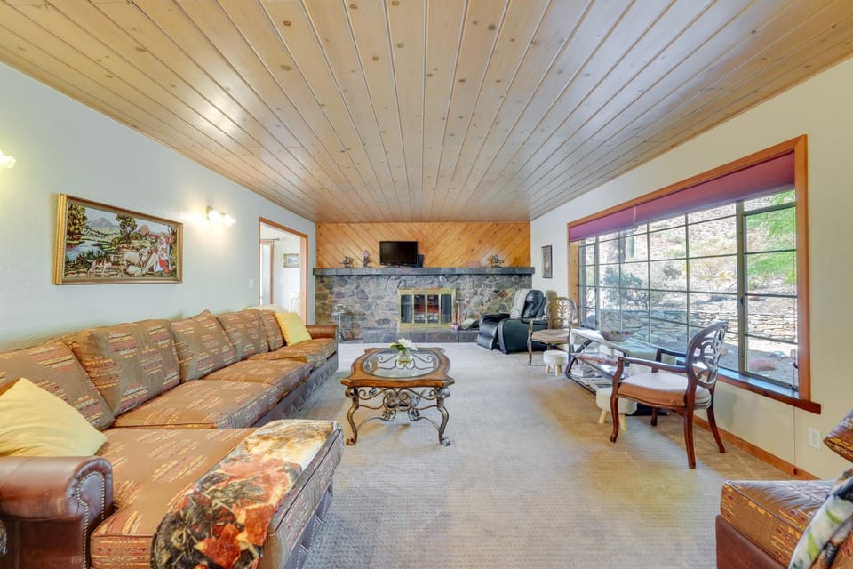 Close to Hiking & Biking: Mtn-View Phoenix Home House in Phoenix