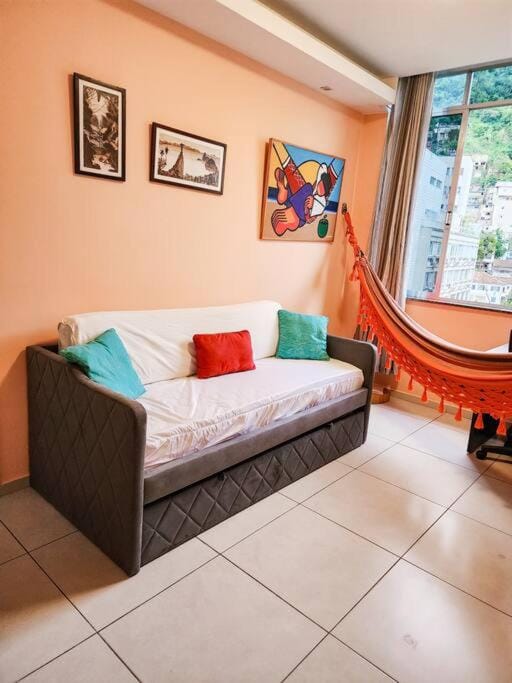 Spacious 1 bedroom apartment, great for digital nomads Apartment in Rio de Janeiro