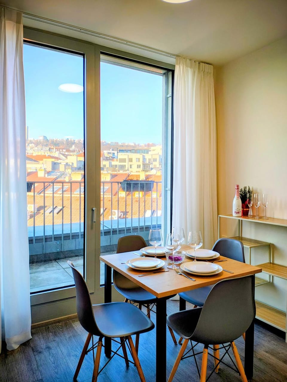 View (from property/room), Living room, Seating area, Dining area