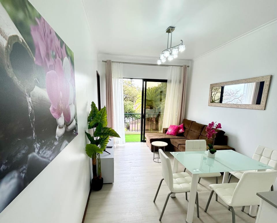 TV and multimedia, Dining area