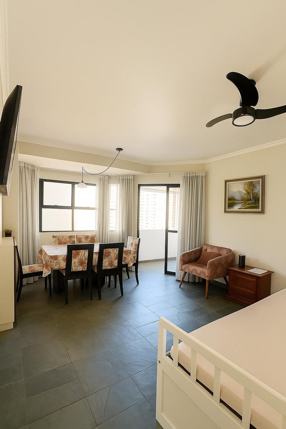 TV and multimedia, Balcony/Terrace, Living room, Seating area, Dining area