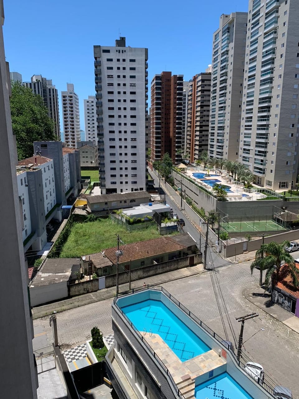 Pool view, Street view