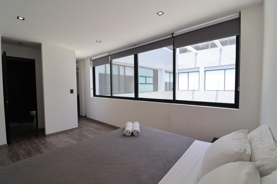 Bedroom, Inner courtyard view
