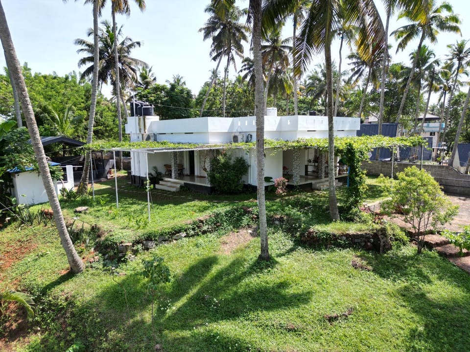 Property building, Natural landscape, Garden, Garden view