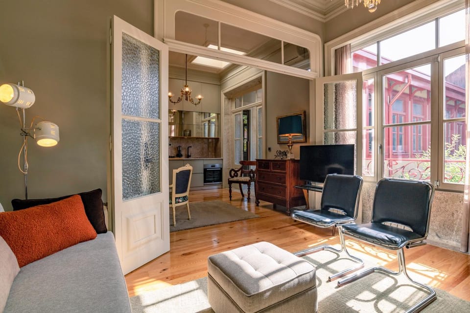 TV and multimedia, Living room, City view, Garden view, Street view, Quiet street view