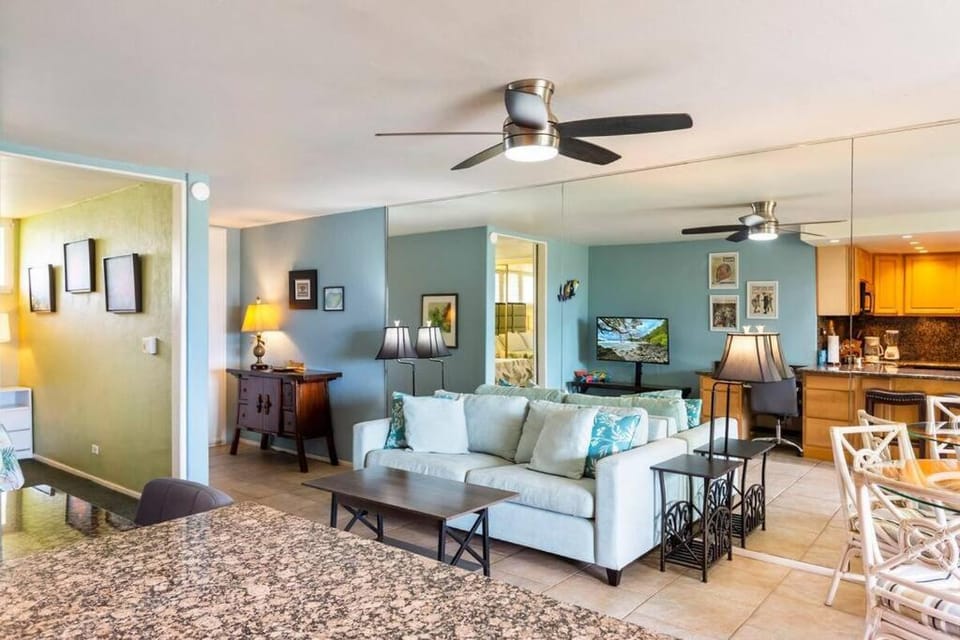 Hale Ono Loa 114- Ground floor partial ocean view gem Apartment in Napili-Honokowai