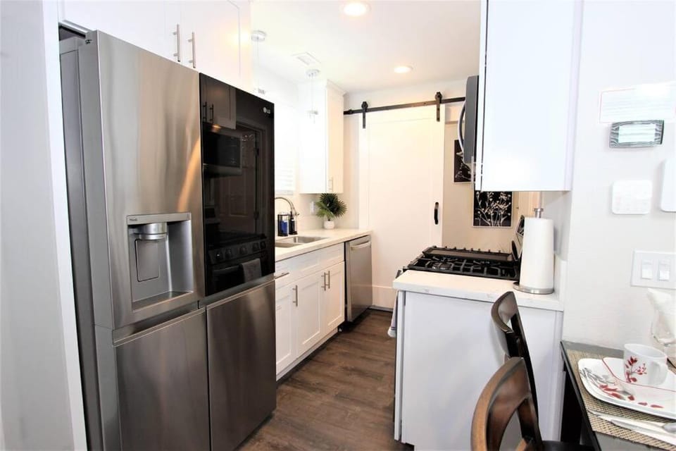 Secluded & Quiet Guest House-Cherry Valley-Morongo Apartment in Southern California
