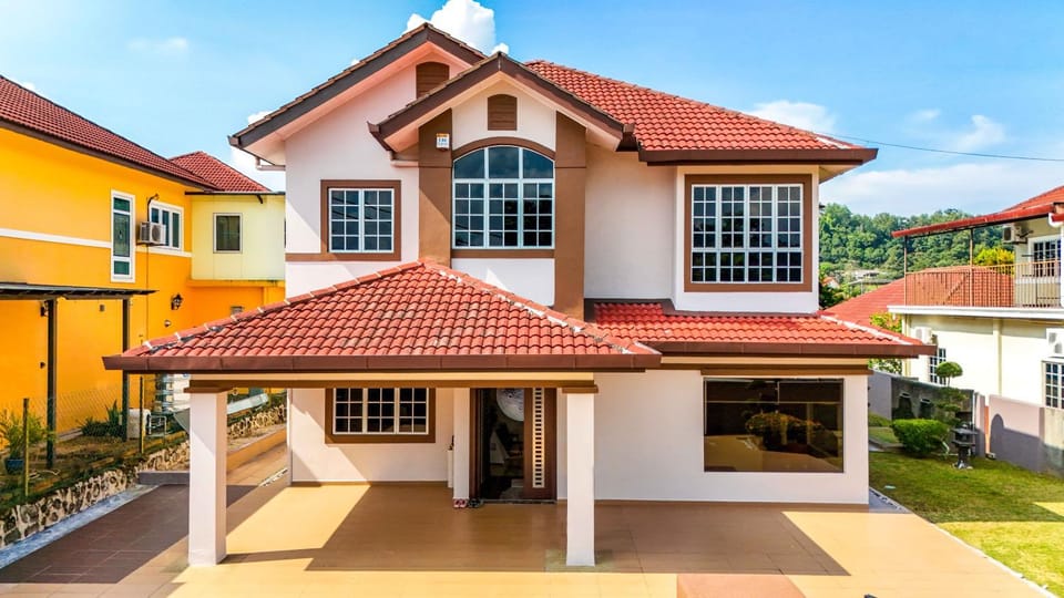Property building, Day