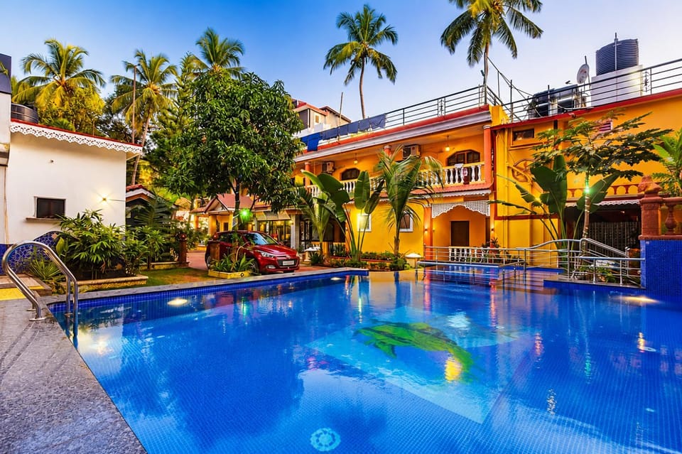 Swimming pool