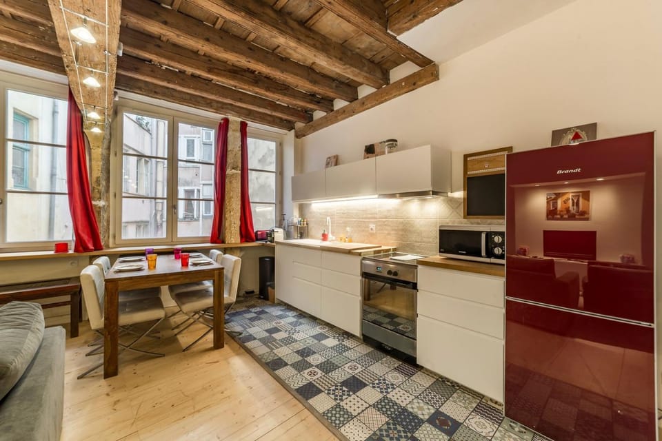 AllinLyon | Appartement familial au Vieux Lyon Apartment in Lyon