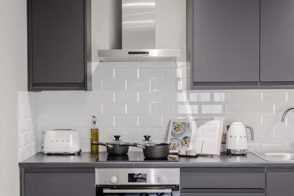 Kitchen or kitchenette, minibar, pet friendly, stove, toaster
