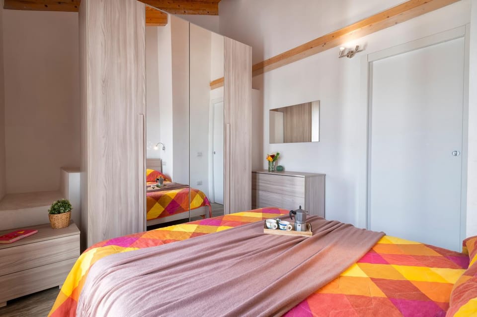 Living room, Bedroom