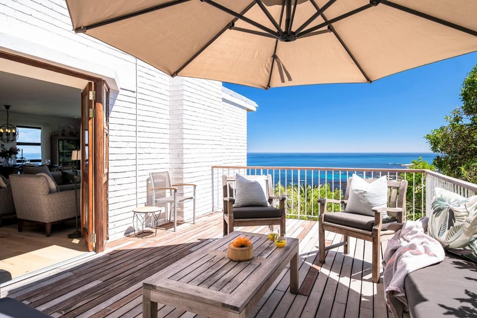 Patio, View (from property/room), Balcony/Terrace, Seating area, Sea view