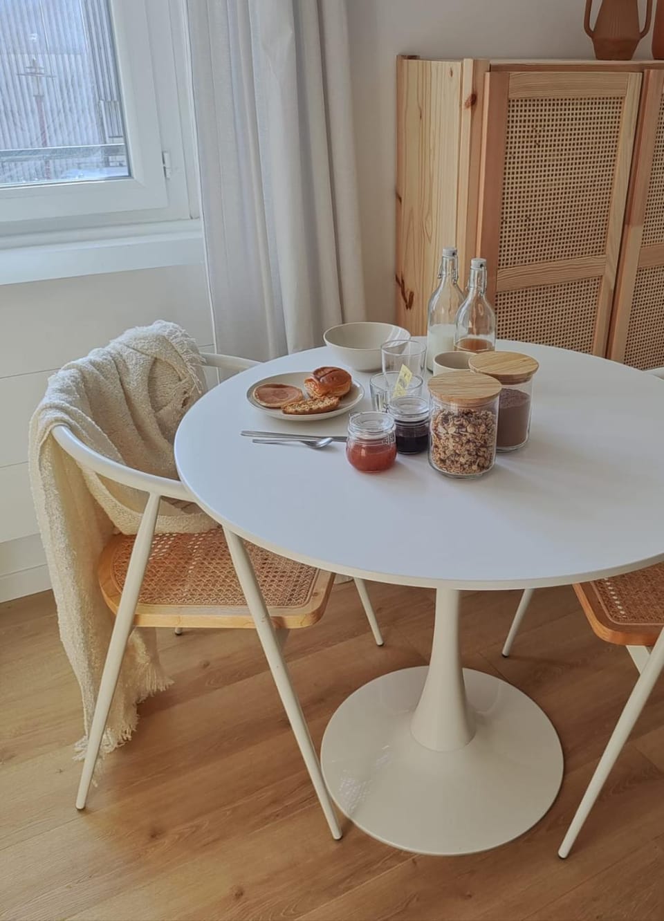 Dining area, Breakfast