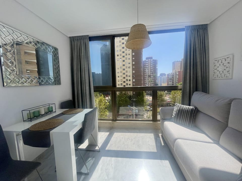 Paraiso Levante Beach Studio Apartment in Benidorm