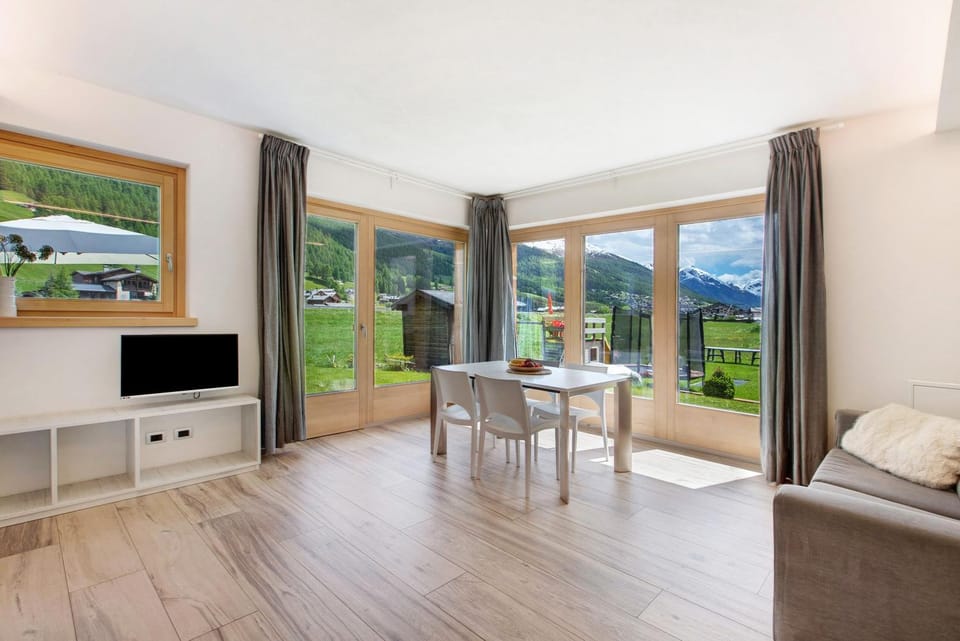 Property building, Living room