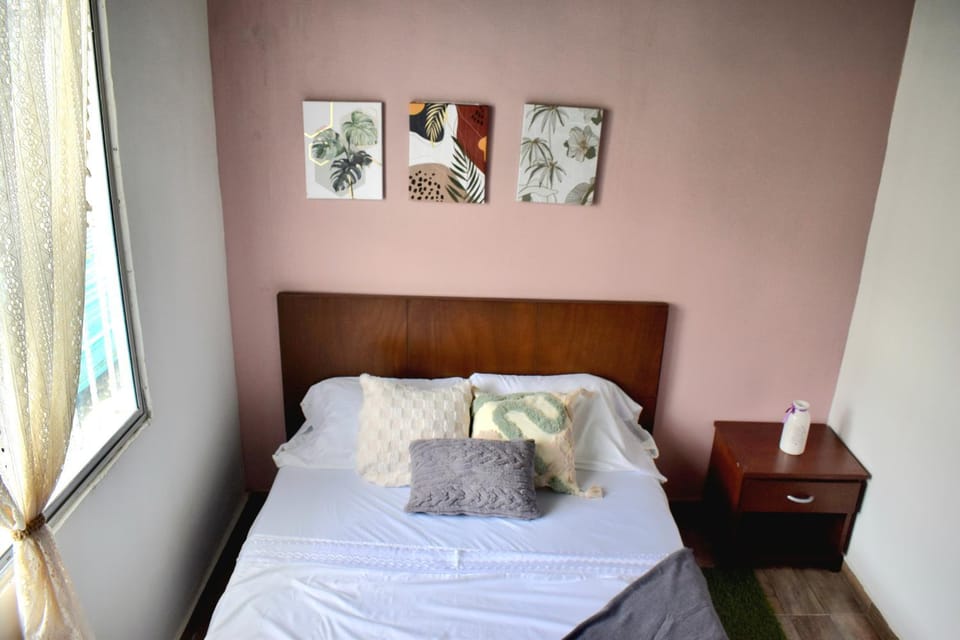 Casa Colinas House in Valle del Cauca
