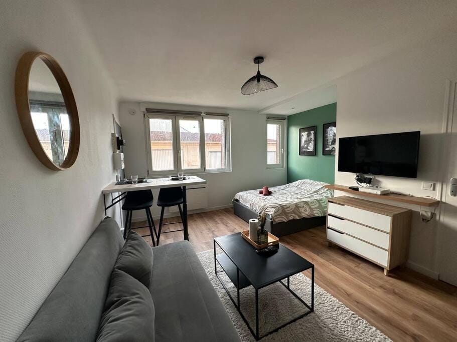 TV and multimedia, Living room