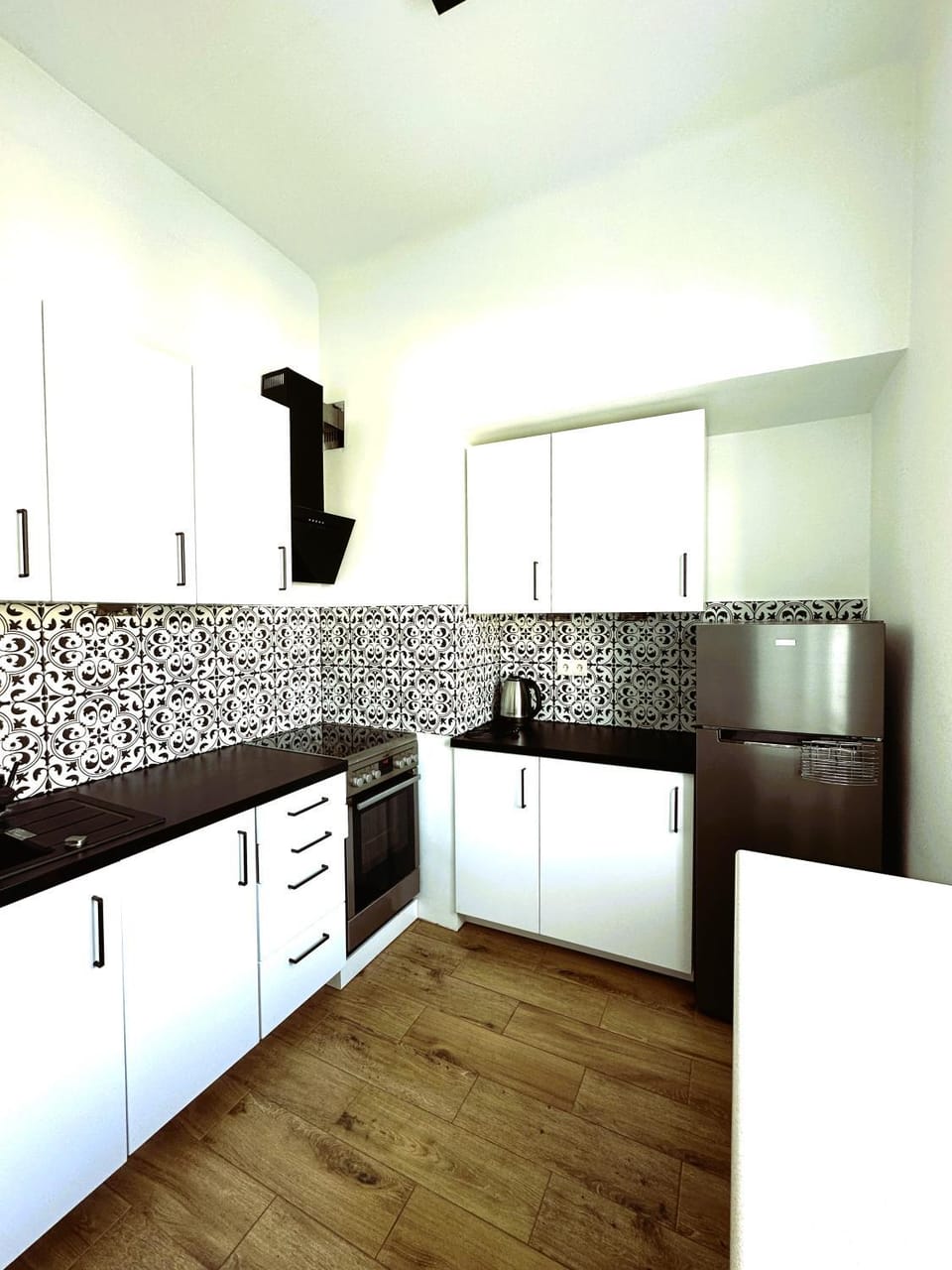 Kitchen or kitchenette, pet friendly, stove