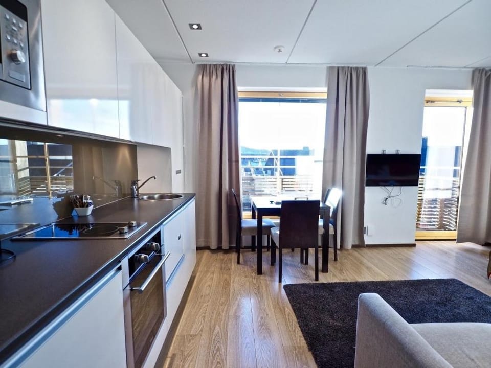 Kitchen or kitchenette, Living room