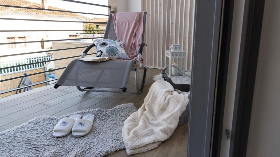 Balcony/Terrace, Balcony/Terrace, towels