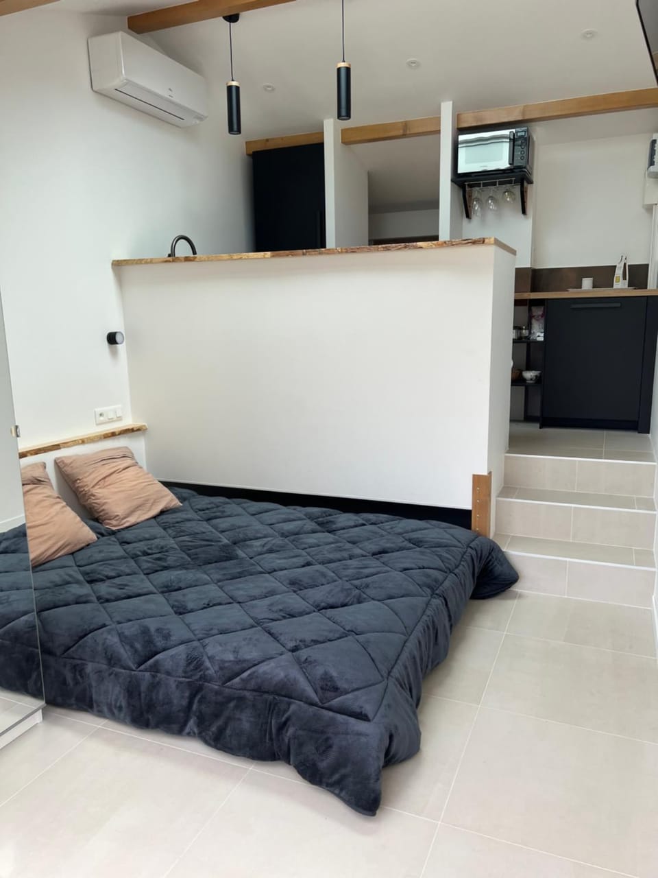 Bed, Kitchen or kitchenette, Photo of the whole room, Bedroom, minibar