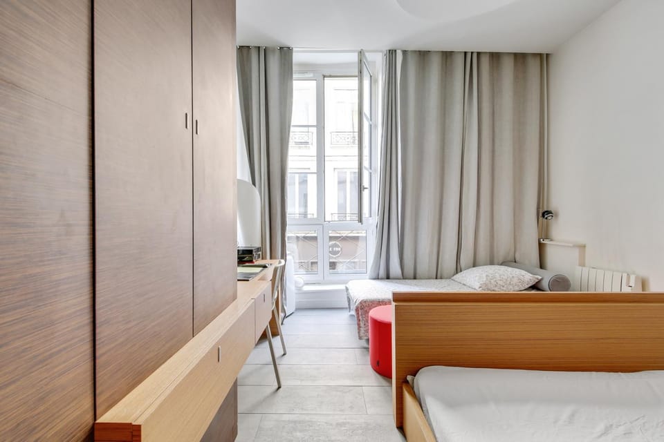 Élégance confort à l’Odéon by Weekome Apartment in Paris