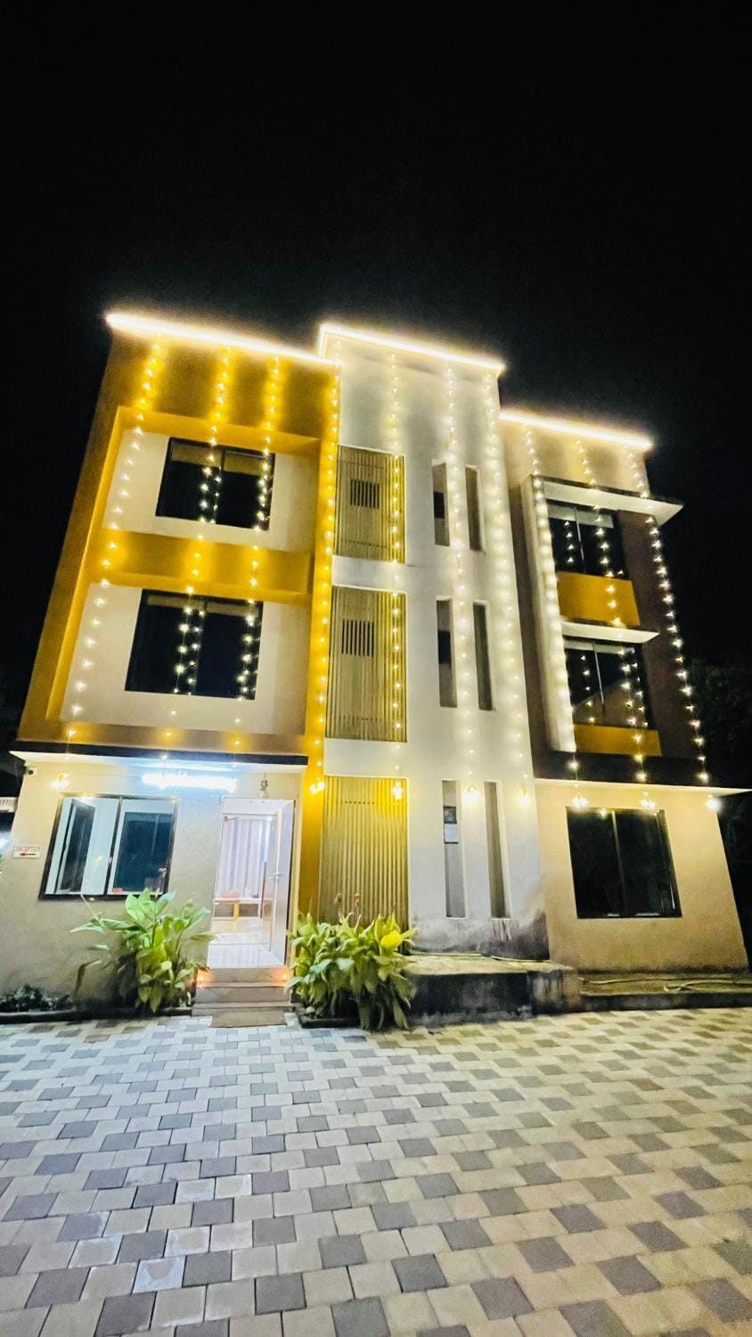 Property building, Night