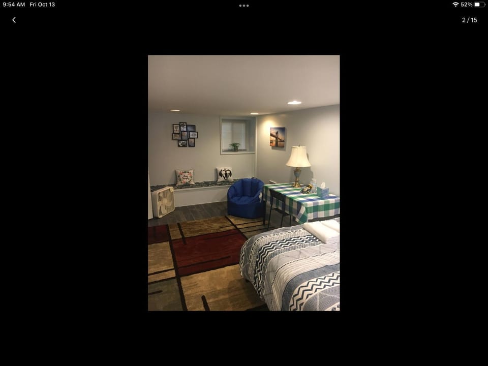 Gateway en-suite bedroom only one bed next jhu Bed and Breakfast in Baltimore