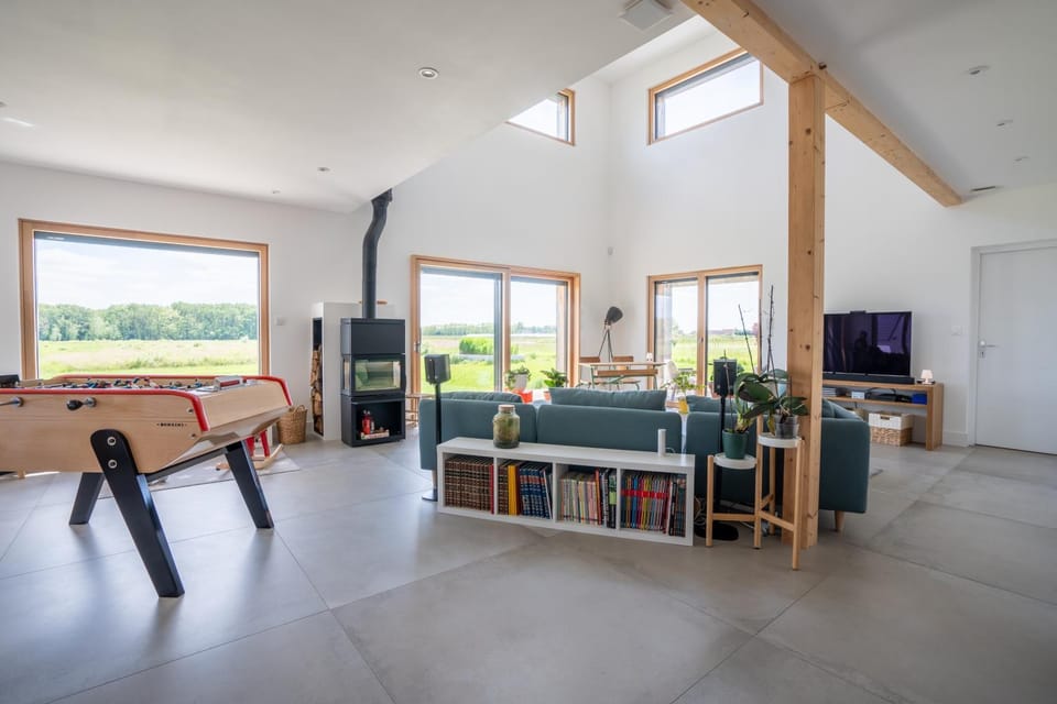 Property building, Living room