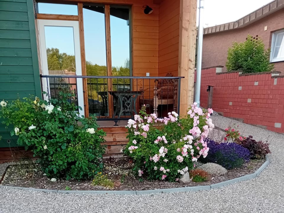Property building, Garden