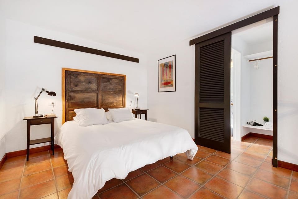 Living room, Bedroom