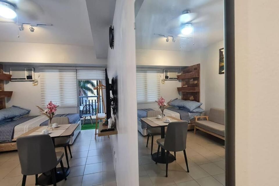 Affordable Condo in Makati w/ Wi-Fi, Netflix, Pool Apartment in Pasay