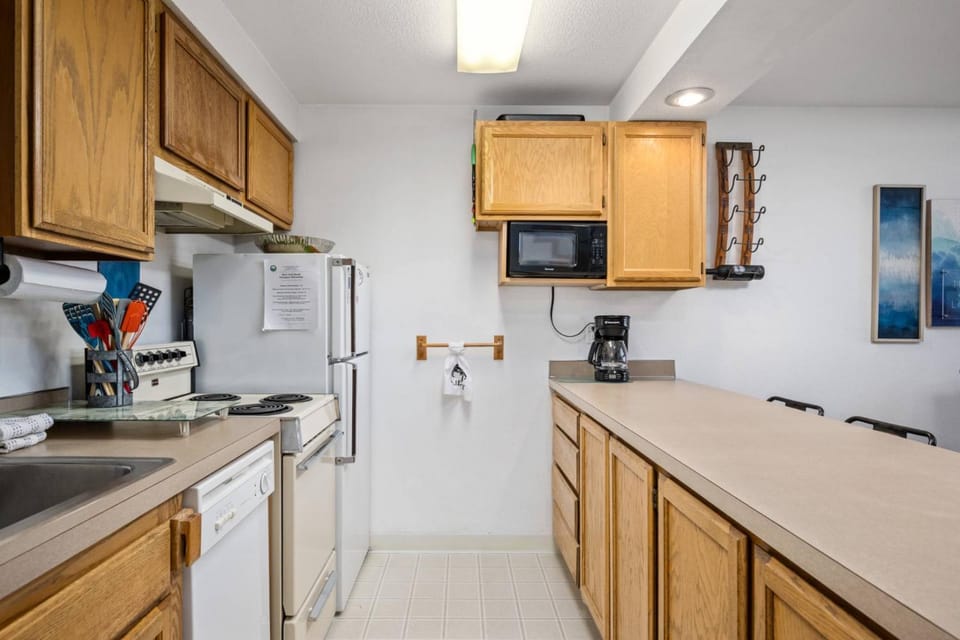 Beachfront Bliss at Rockaway Creek Inn House in Rockaway Beach
