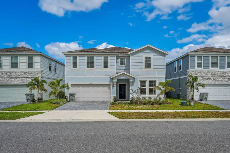 New Luxury 10 Bedrooms Home - Windsor Island House in Polk County