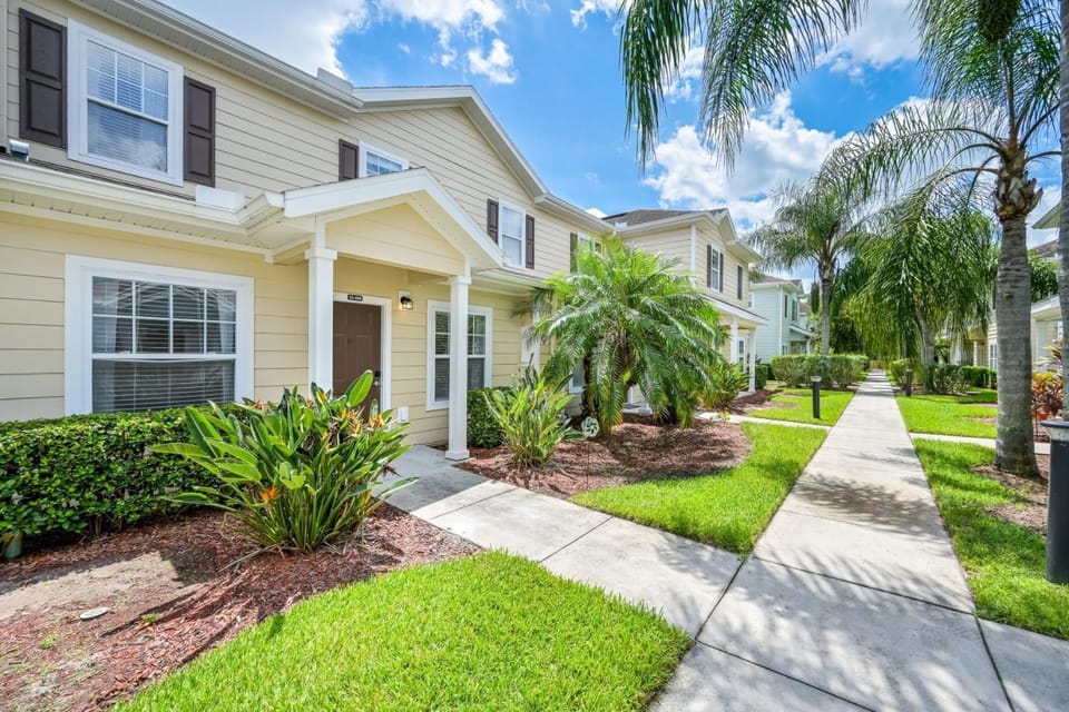 Beautiful and cozy 3BR home in Lucaya Village House in Osceola County