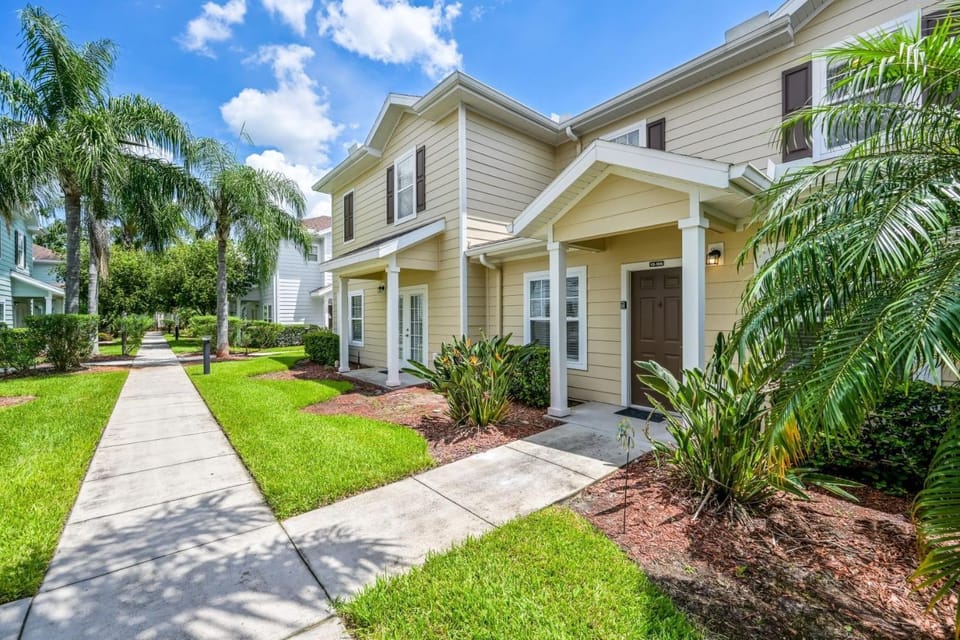 Beautiful and cozy 3BR home in Lucaya Village House in Osceola County