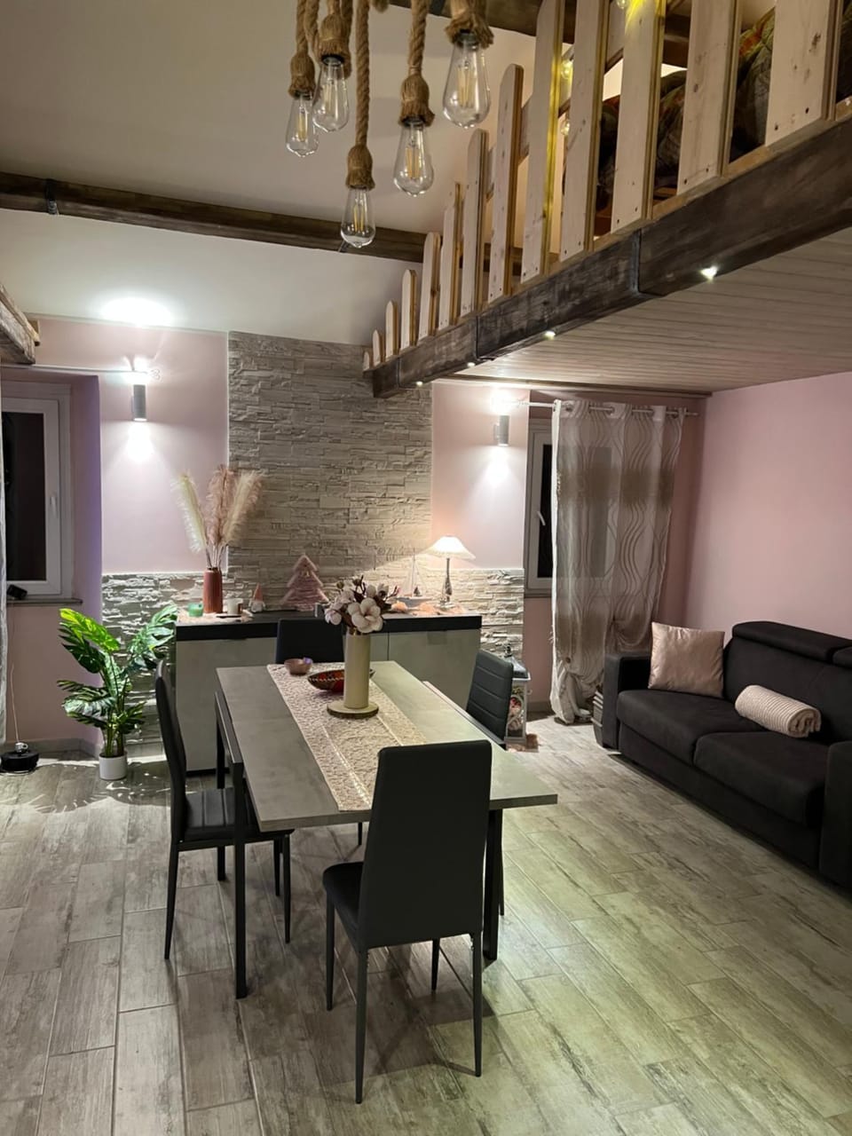 Communal lounge/ TV room, Living room
