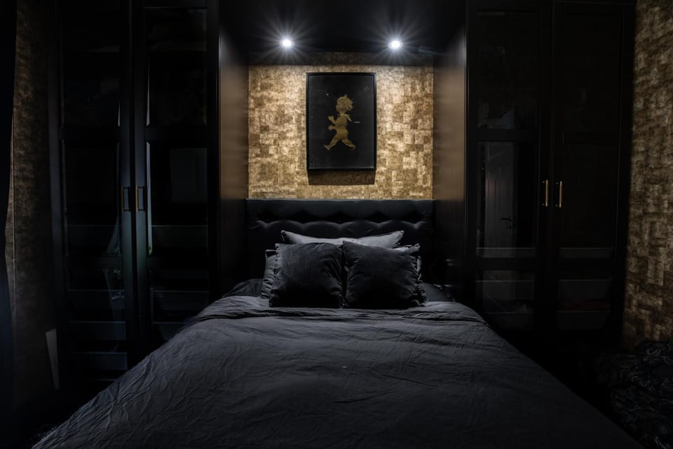 Bed, Bedroom